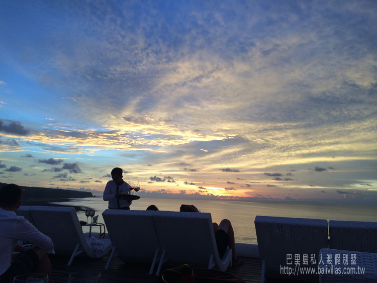 夕陽 卡布龍餐廳 饕客限定 峇里島必吃 巴里島 自由行 旅遊 巴厘島